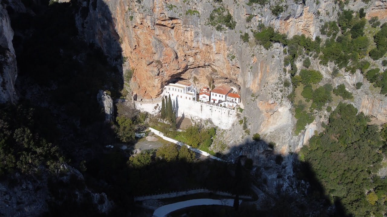 Η Ιερά Μονή Αγίου Νικολάου Σίντζας (Ν. Αρκαδίας) ΑΝΩΘΕΝ - Aerial video by drones Dji