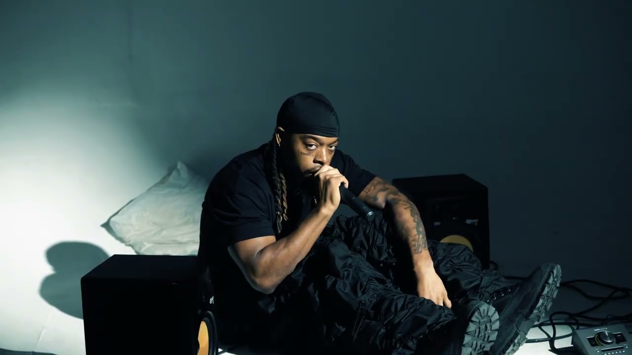 Uche - the weekend pt.2 LIVE