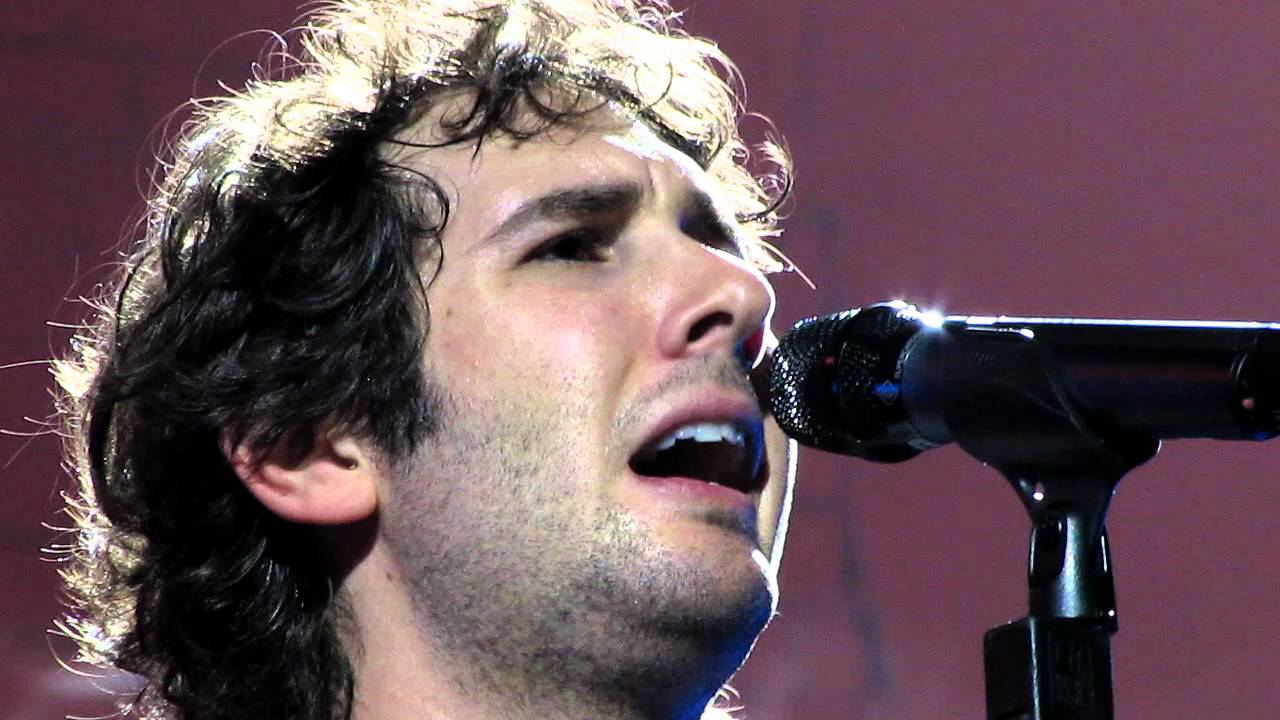 Josh Groban - MACHINE live at Wash DC 07-27-2011 MVI 0316