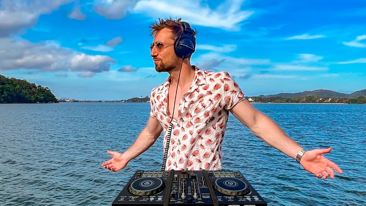 Melodic House Lake Set (Ben Böhmer, Yotto, Massane, Lane 8, Le Youth, Luttrell, Christoph)