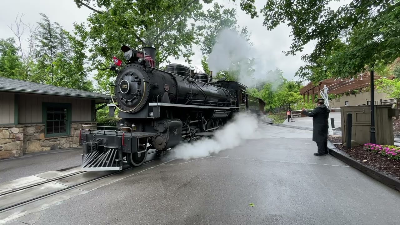 81 years of the Klondike Katie. Dollywood express 192.
