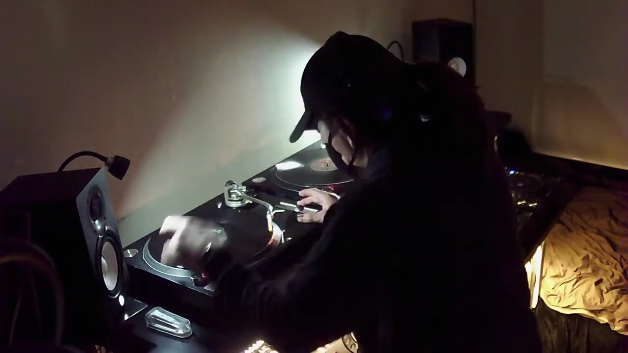 Tokyo Street Techno From Shibuya