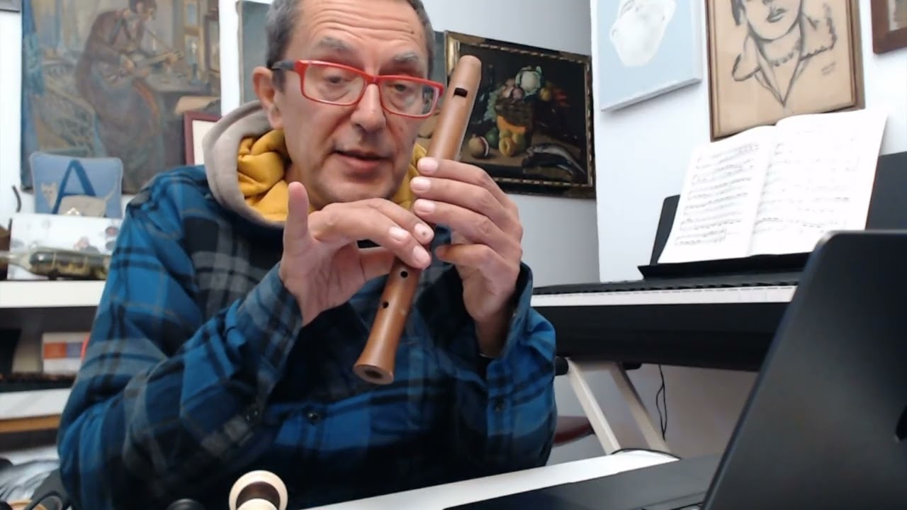 difrerent fingerings on the renaissance recorder