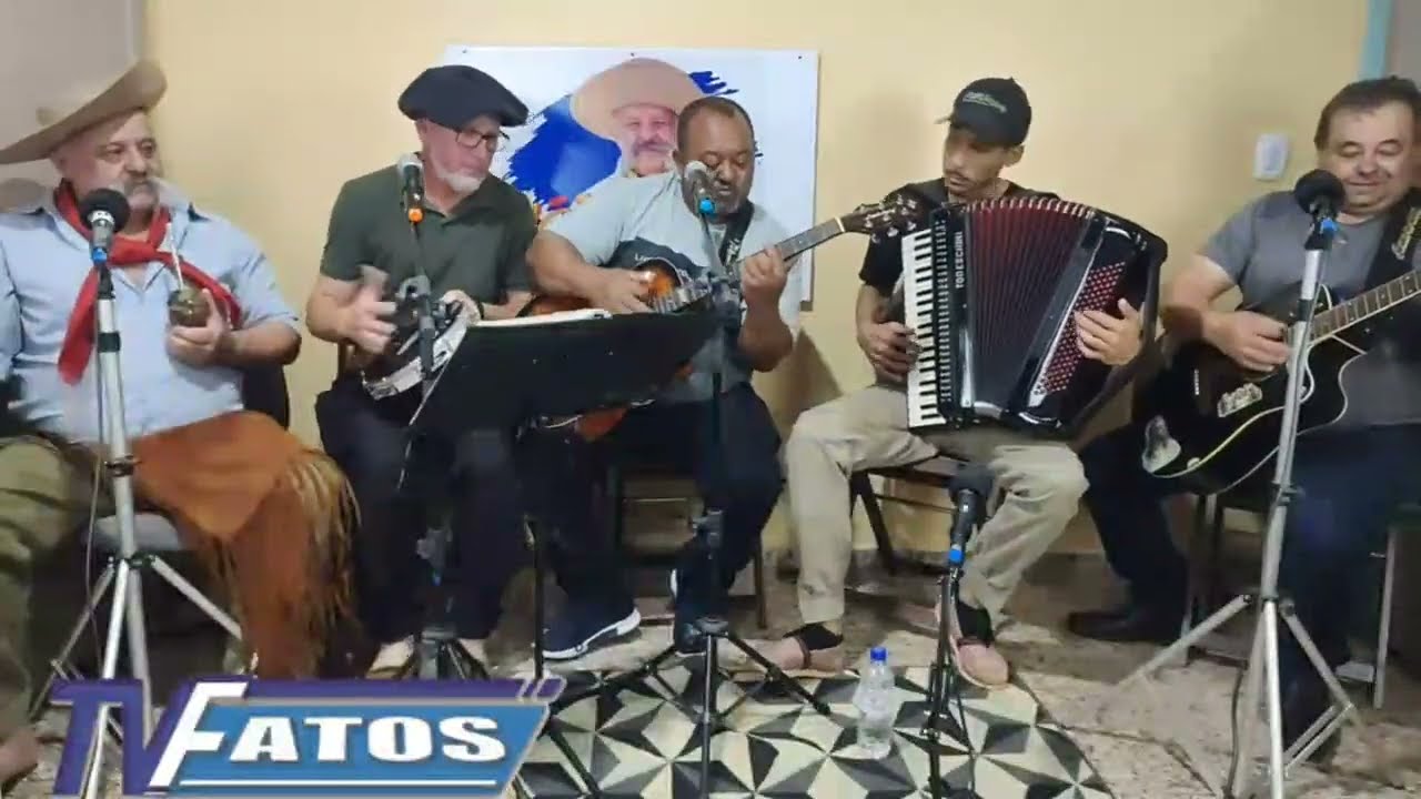 Ao Vivo: Meia Hora com Agildão, Rodrigo Gaiteiro, Valmir Jocoski no pandeiro e Laureci no violão