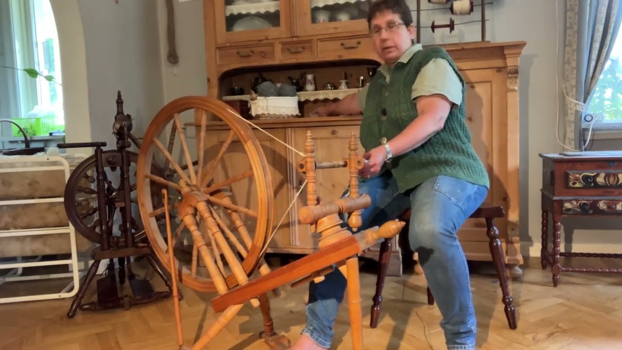 Hur man spinner med en spinnrock med  en liggande slända. (quillspindle)