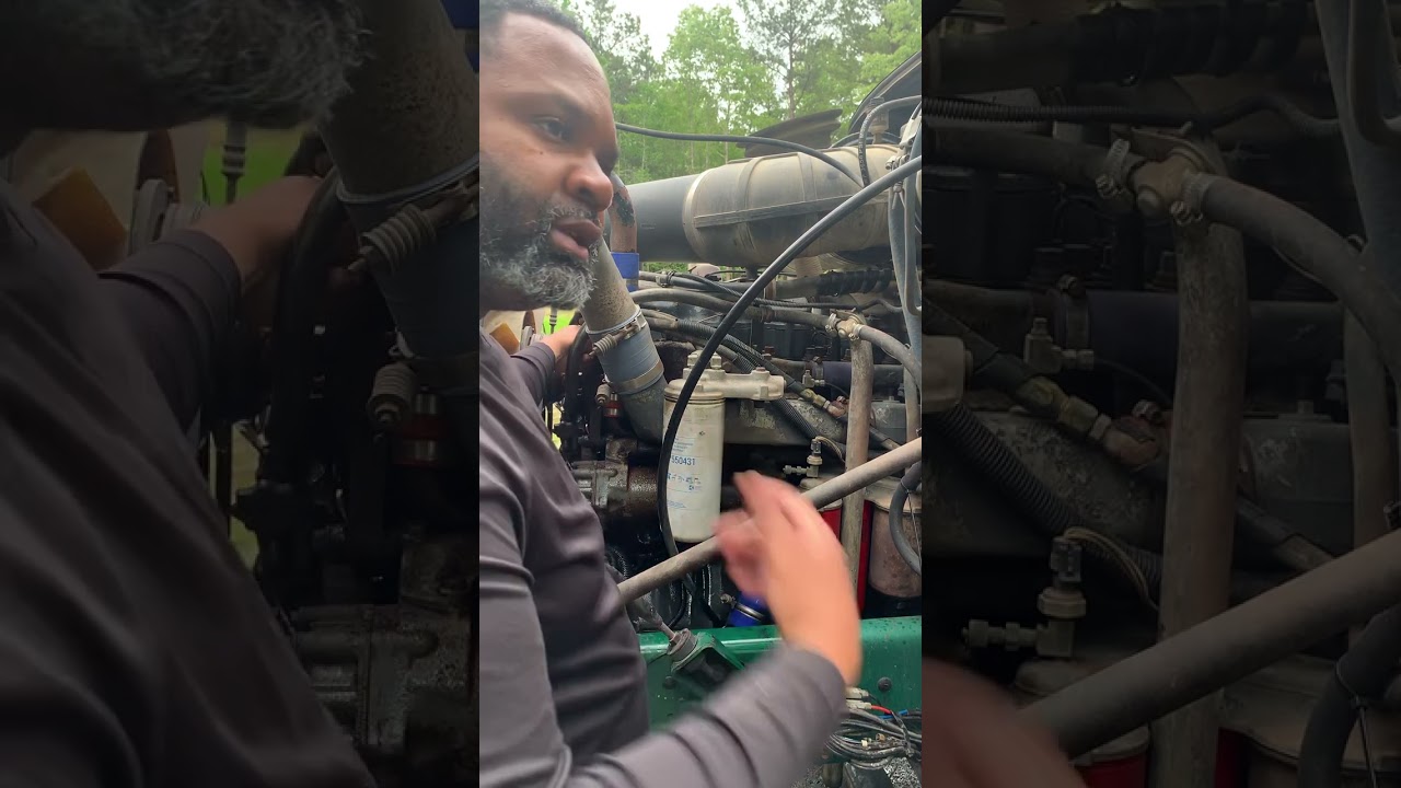 Changing the thermostat on a 1996 Mack CH613