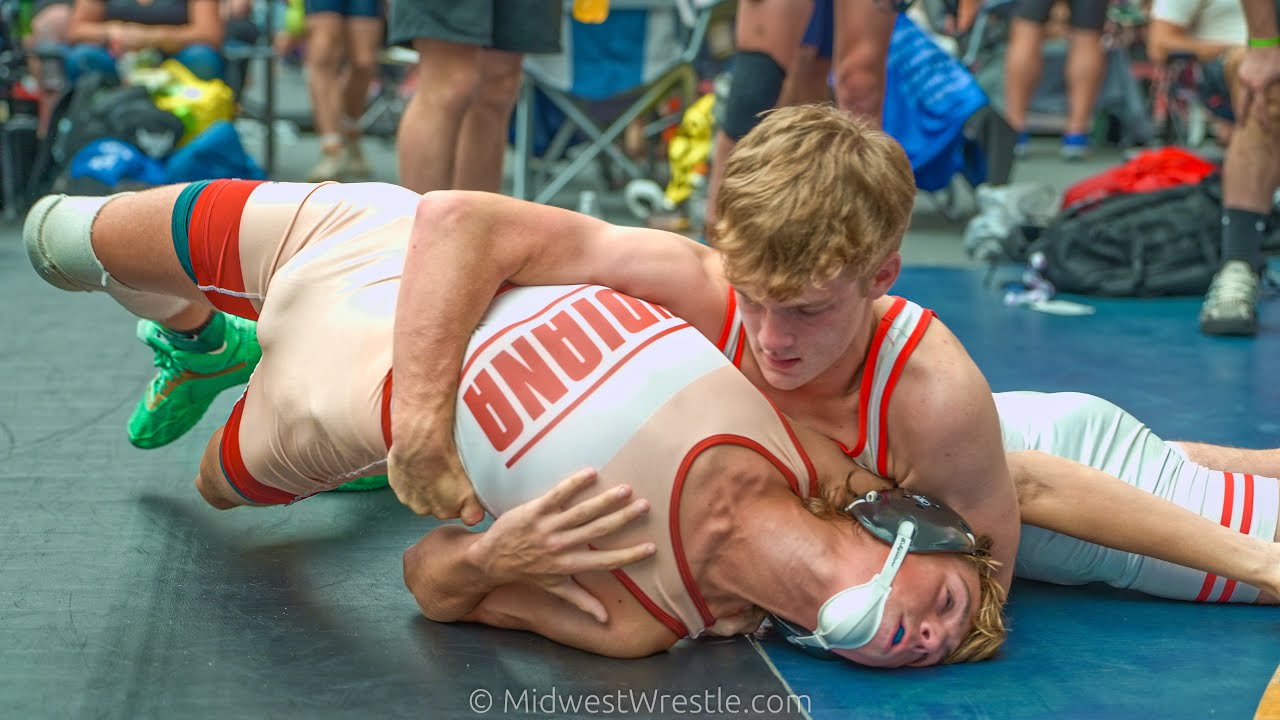 120 – William Rader {G} of Fight Barn IN vs. Ethan Davis {R} of Kentucky Xtreme KY