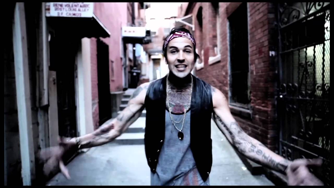 Yelawolf -- 