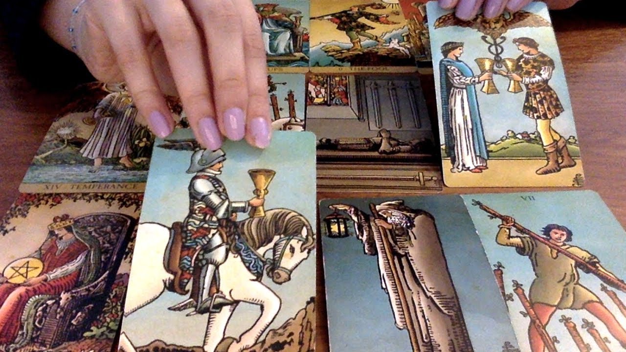 SCORPIO SOULMATE *THEY CAN'T STAY AWAY ANYMORE!* MARCH 2020 ❤️🥰🌺  Psychic Tarot Card Love Reading