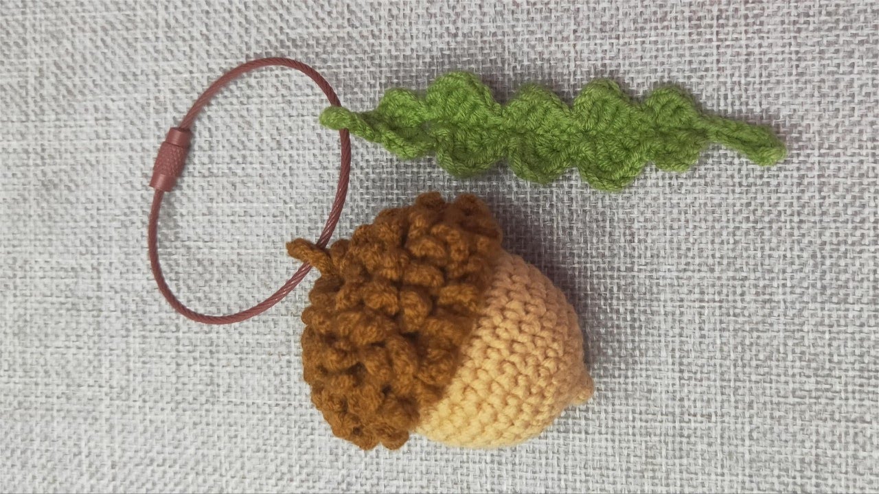 钩针编织：如何钩织可爱的橡果小挂件丨Crochet:How to crochet cute acorn pendant#crochet #handmade