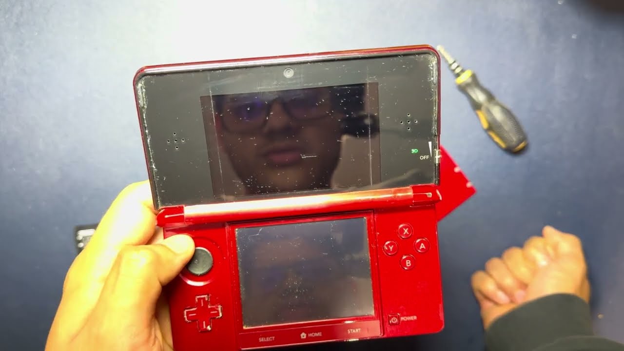 Compré una Nintendo 3DS descompuesta