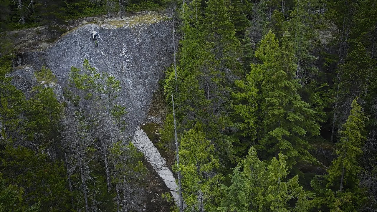 Reece Wallace goes HUGE on the North Shore for Rampage