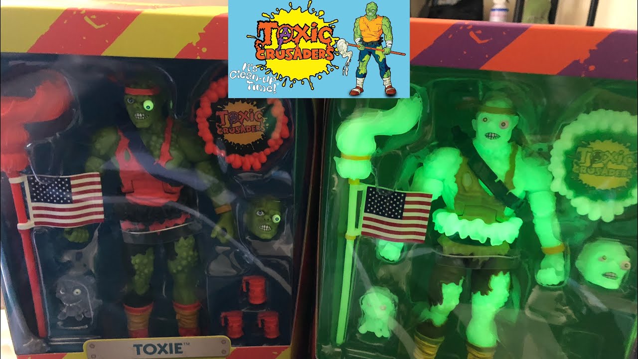Super 7: Deluxe Toxic Crusaders Toxie & Glow in the dark exclusive review