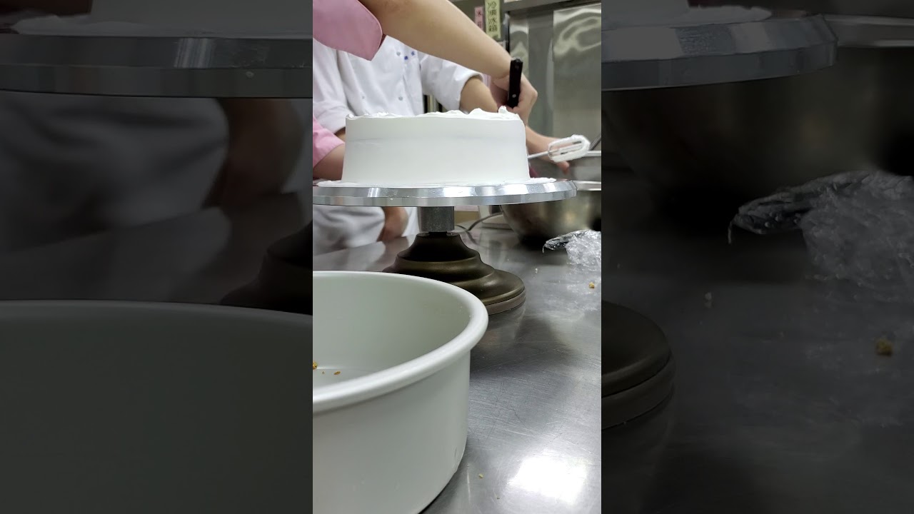 鮮奶油蛋糕抹面