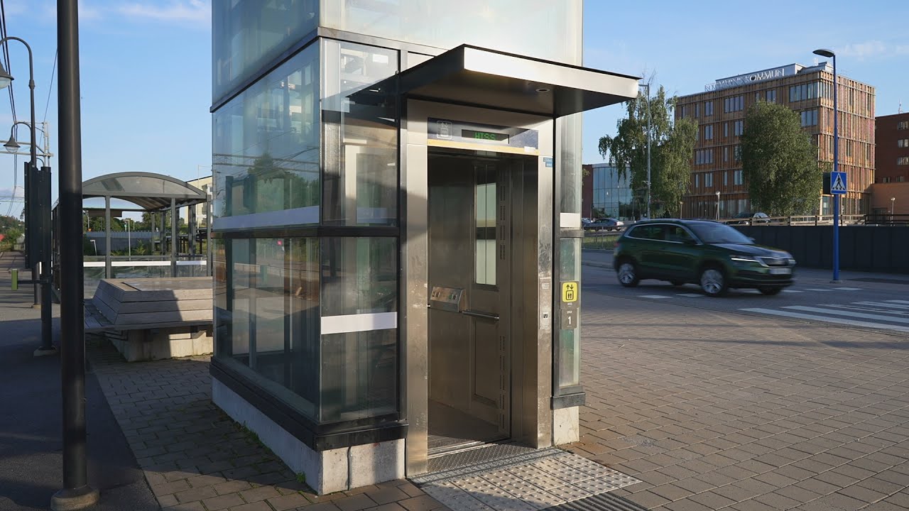 Sweden, Nykvarn, 2X SMW elevator + SJ train announcement info + short walk to bus stop