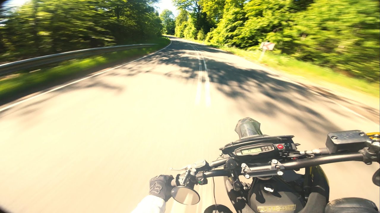 Summer time // PURE SOUND 701 SUPERMOTO // 4K