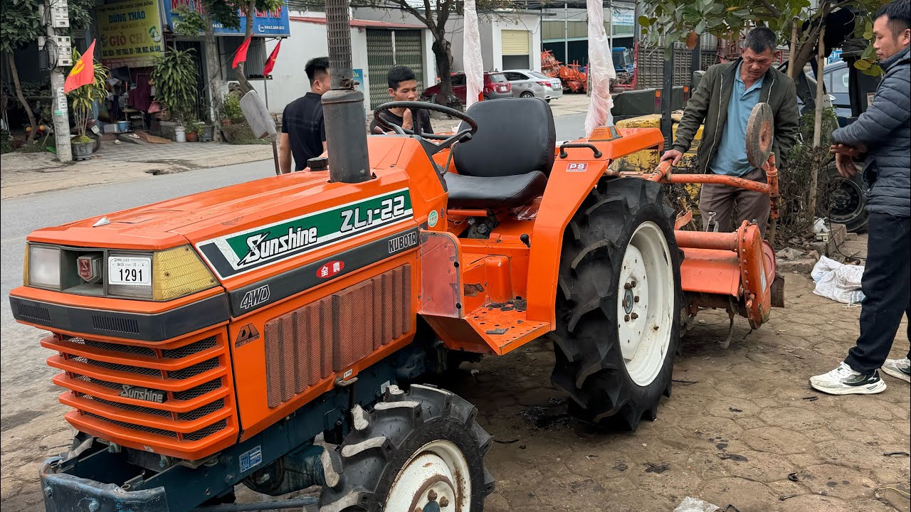 Cuối Năm bàn giao 11 HOA HẬU VỀ VỚI GIA ĐÌNH BÀ CON: HÀNG HỆ TIẾP TỤC VỀ ĐÓN XUÂN VIÊTH NAM 