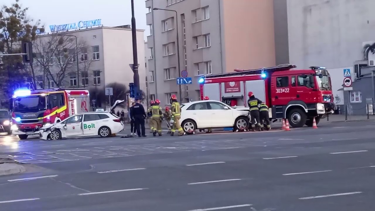 1299/🚒303w25/22.