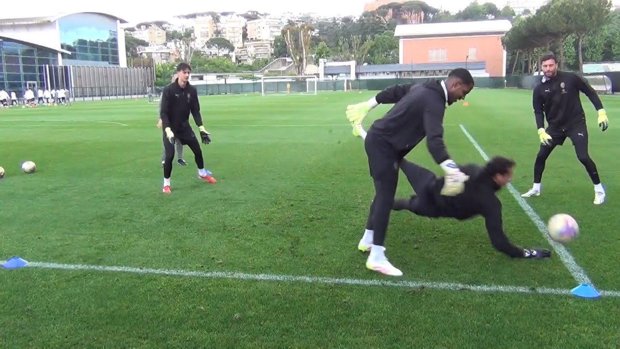 Maignan si diverte in allenamento con Sportiello, Torriani e Raveyre