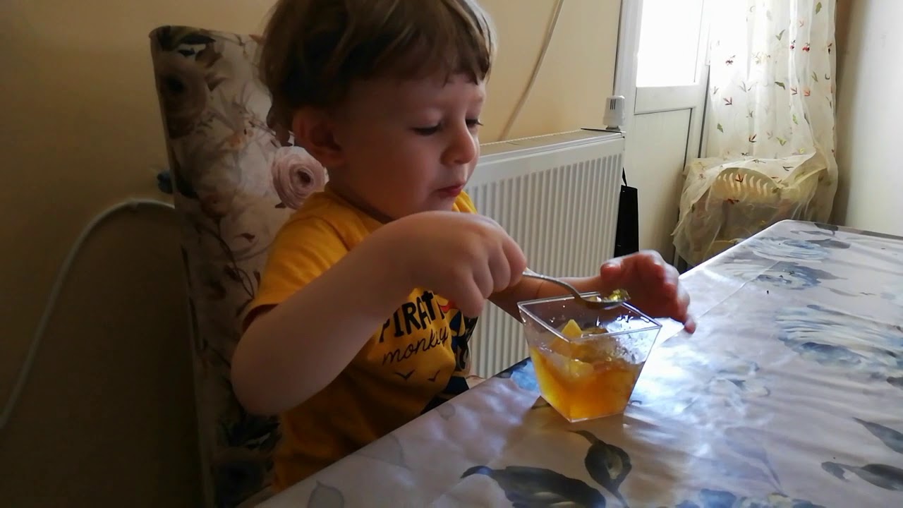 Cute Kid Eating Jelly for the First Time 😍🍬