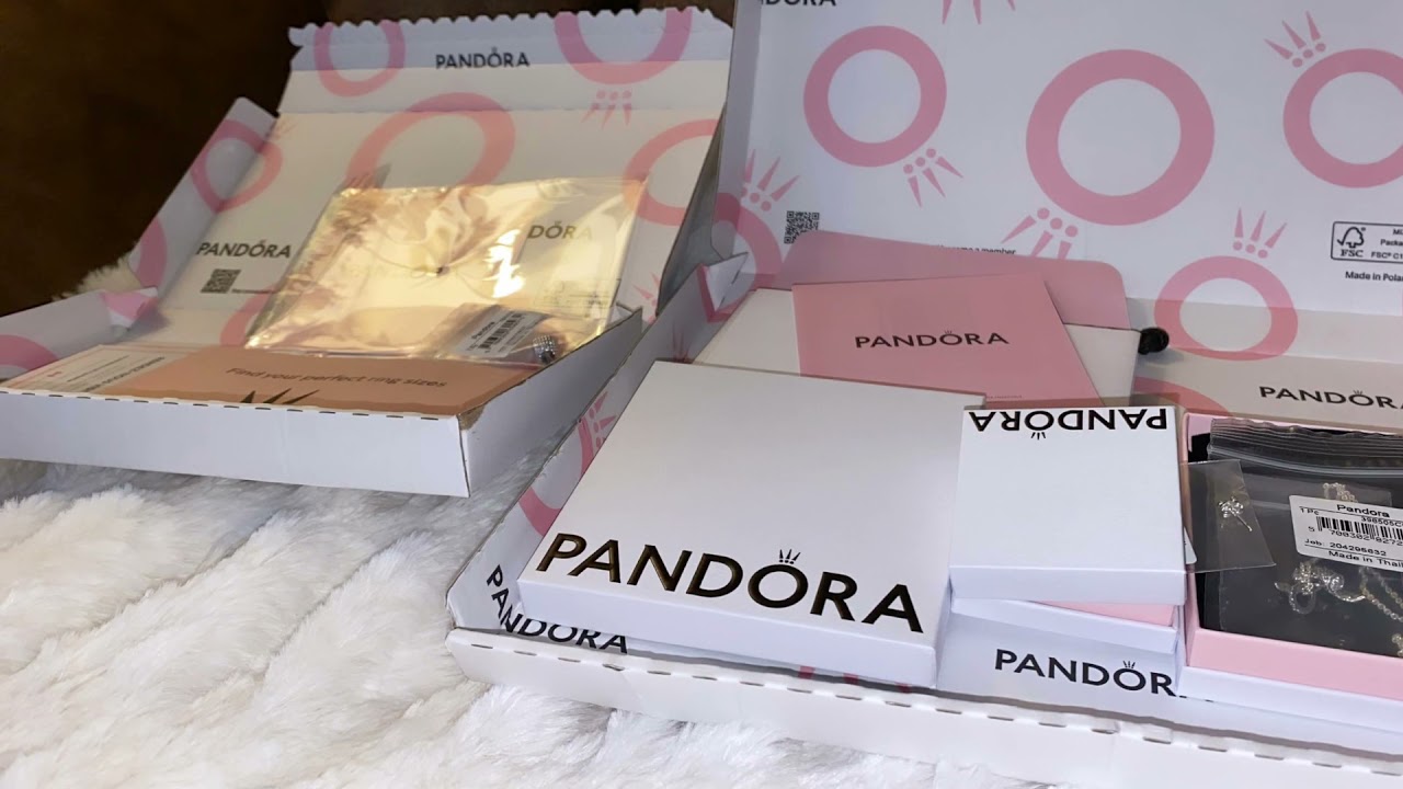 Pandora Black Friday 2021 #unboxing #haul Part 2 🛍#pandora #pandoracharms #pandoranecklace ❤️😘🙏🏼