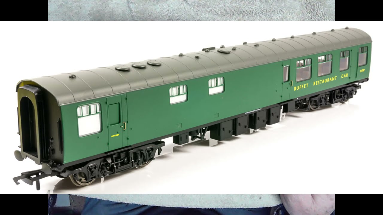 66. Hornby R4972 BR Mk1 Restaurant Buffet Coach