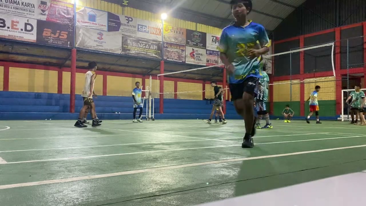 Phoenix vs Phoenix 