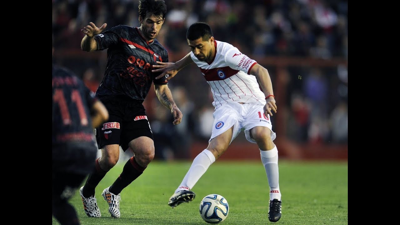 Riquelme with Argentinos Juniors 2014. Goals ● Assist ● Skills