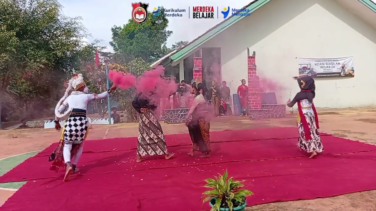 Asal-Usul Banyuwangi by IX B SMPN 4 PURWANEGARA tahun 2025/2026