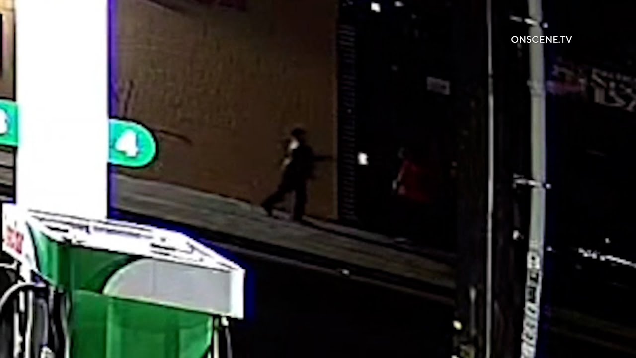 Man Shot and Killed Outside Bar in South Los Angeles *Caught on Camera*