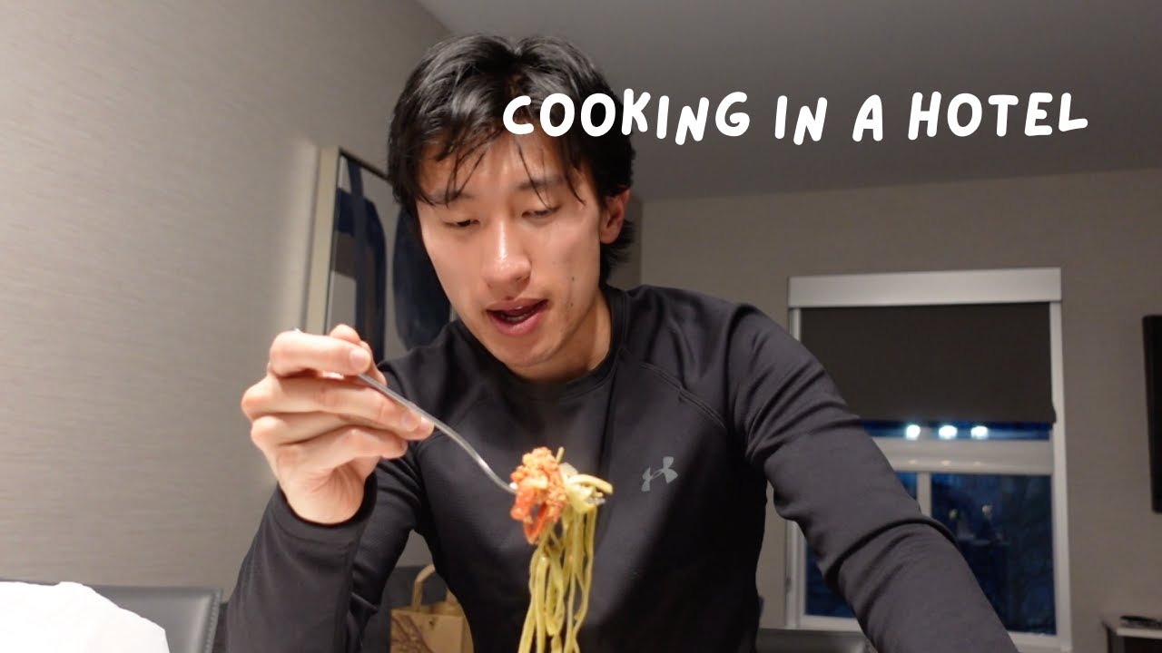 Hotel Bolognese | Home(-ish) Cooking | Cooking Meals While Traveling