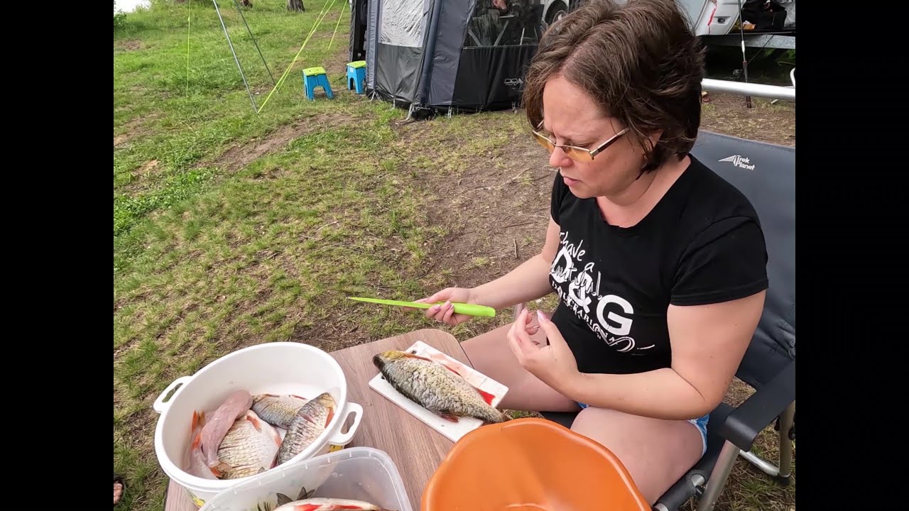 ⛺СЕМЕЙНЫЙ ОТДЫХ ДИКАРЯМИ, 🐟РЫБАЛКА НА ВОЛГЕ,  🔥ЕДА НА КОСТРЕ, ВАРИМ УХУ, ЖАРИМ РЫБУ