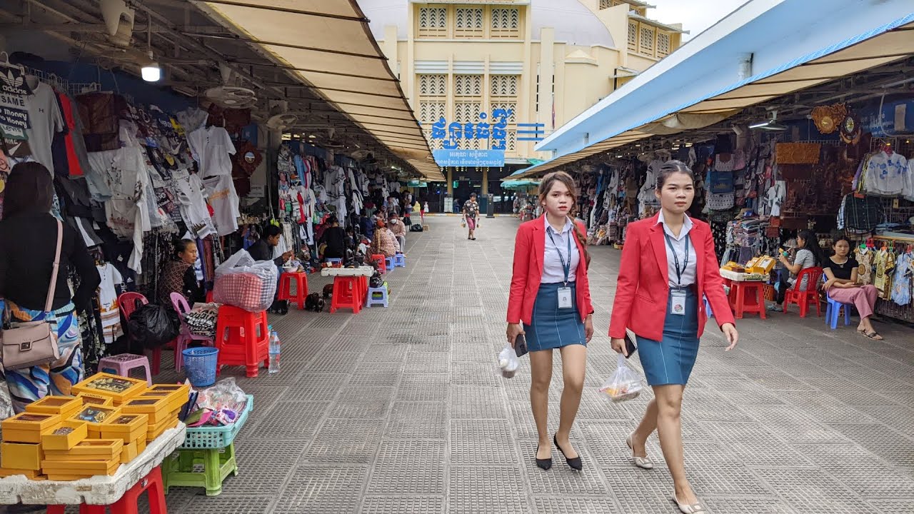 Walking tour in the Central Market , Phnom Penh Cambodia
