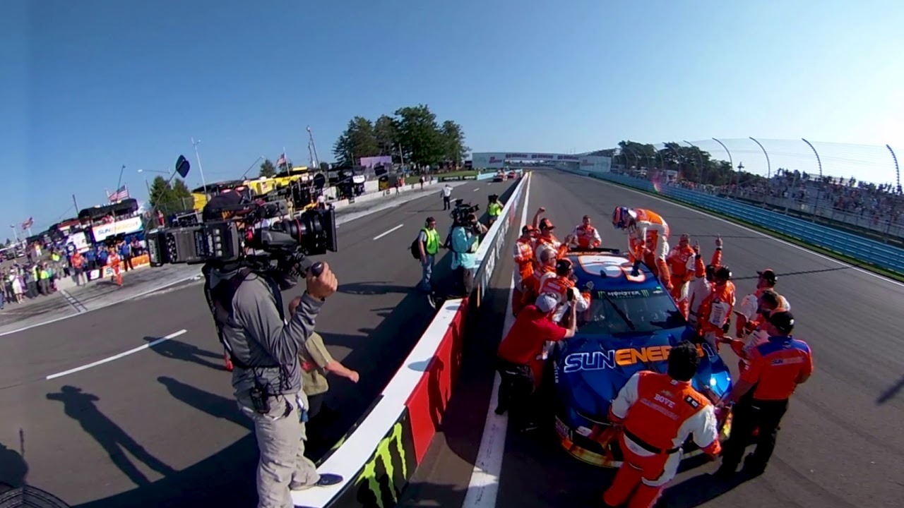 360 Chase Elliott Celebrates With Team