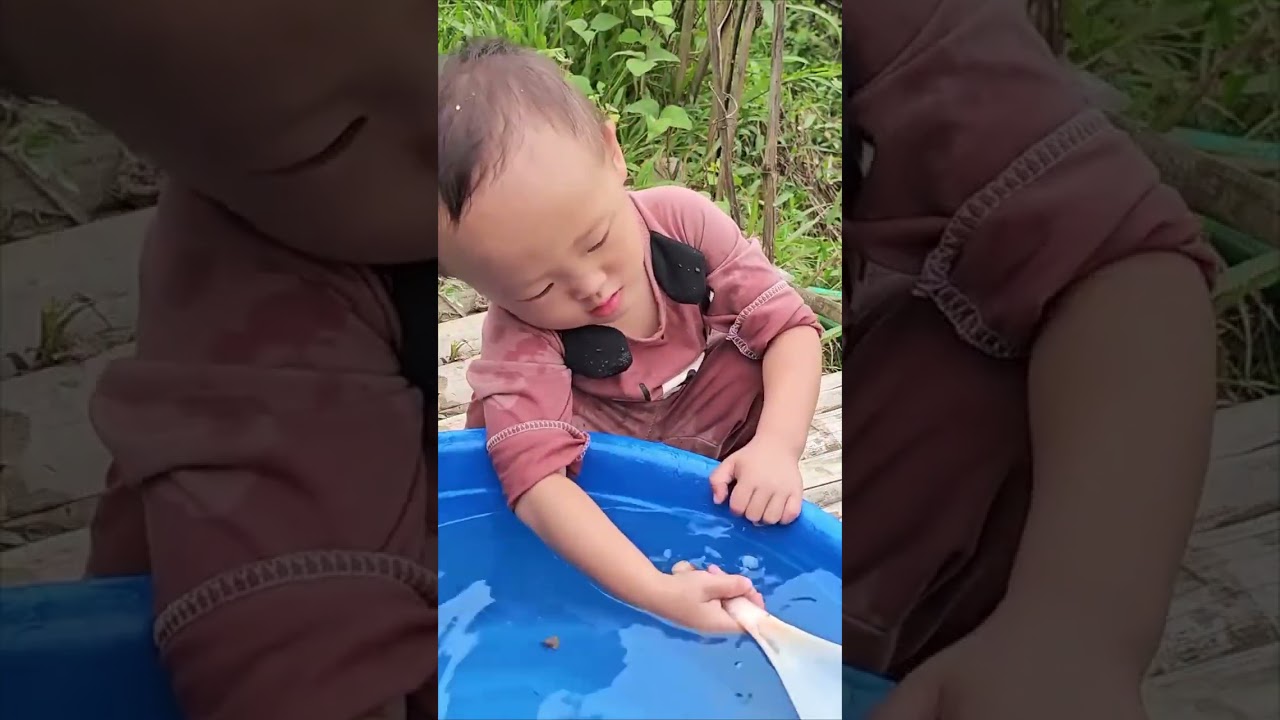 A 17-year old Single mother, with the help of her siblings, completed the roof of the house.