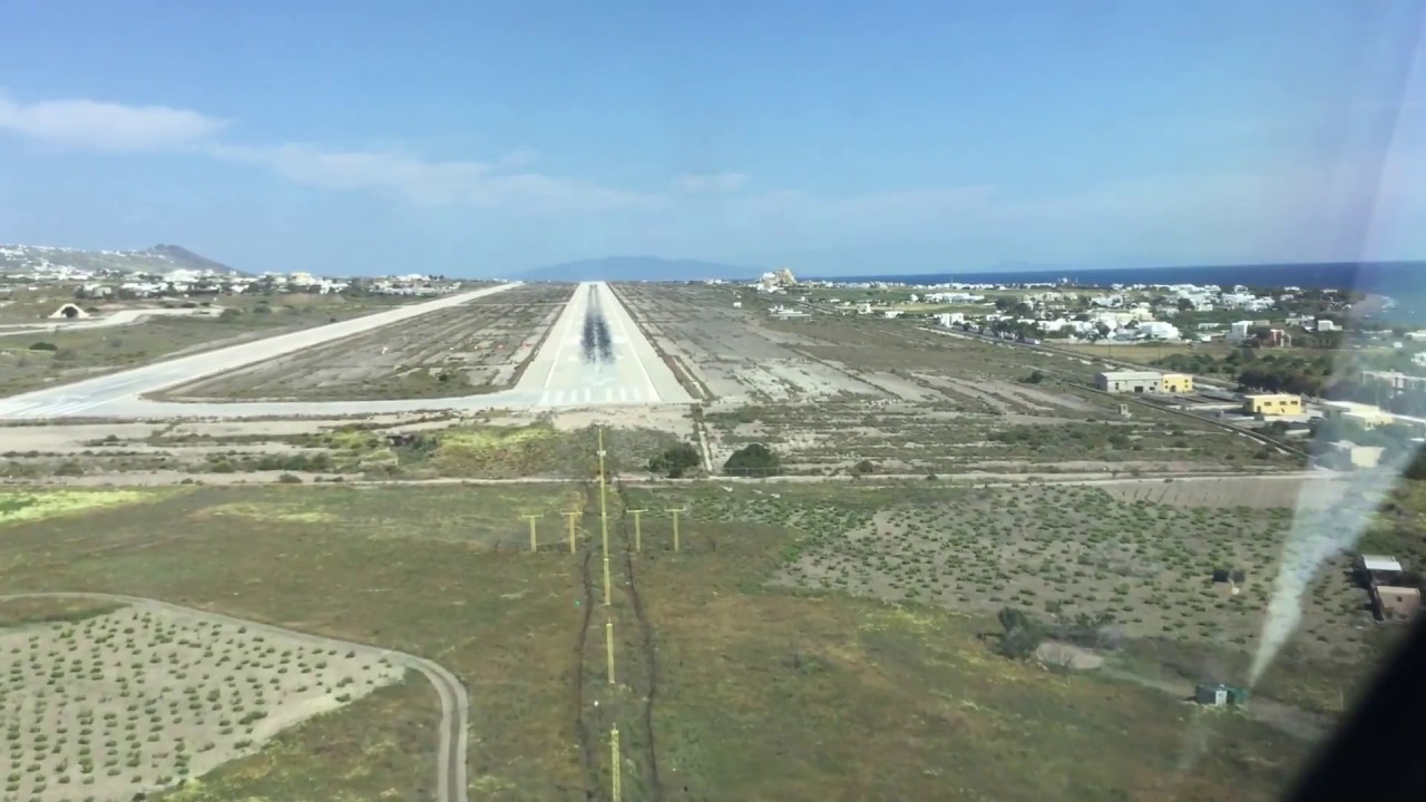 Landing at Santorini airport - Cockpit view