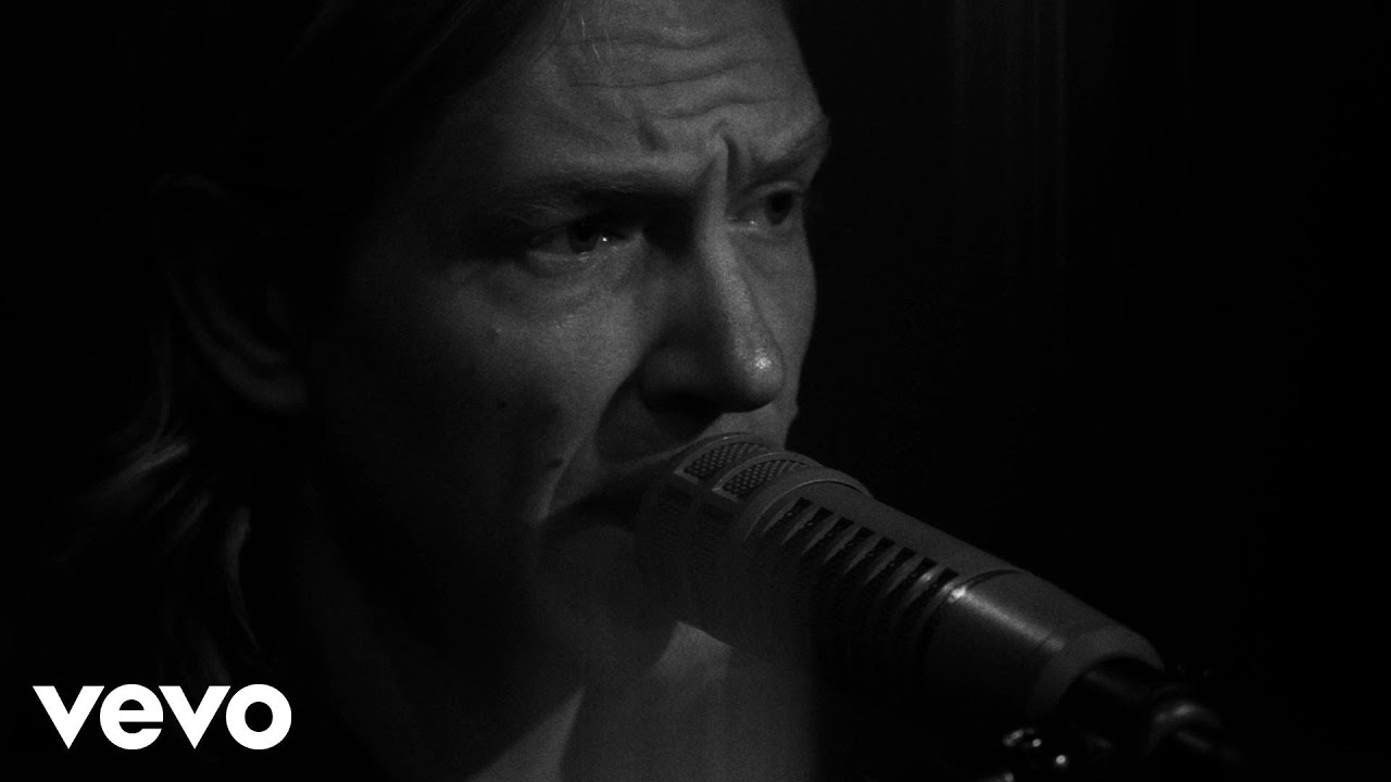 When Saints Go Machine - Kelly Live