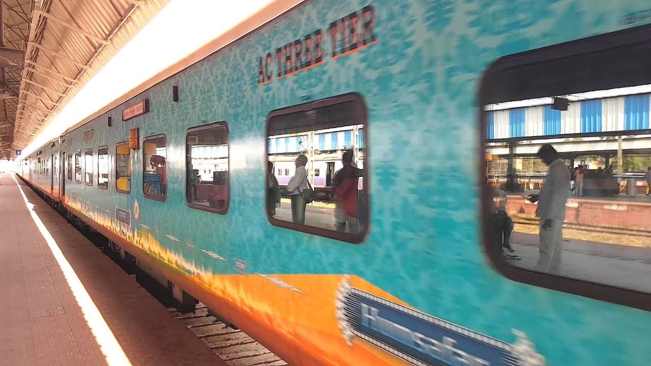 Onboard Yeshwantpur Humsafar Express: Indian Railways