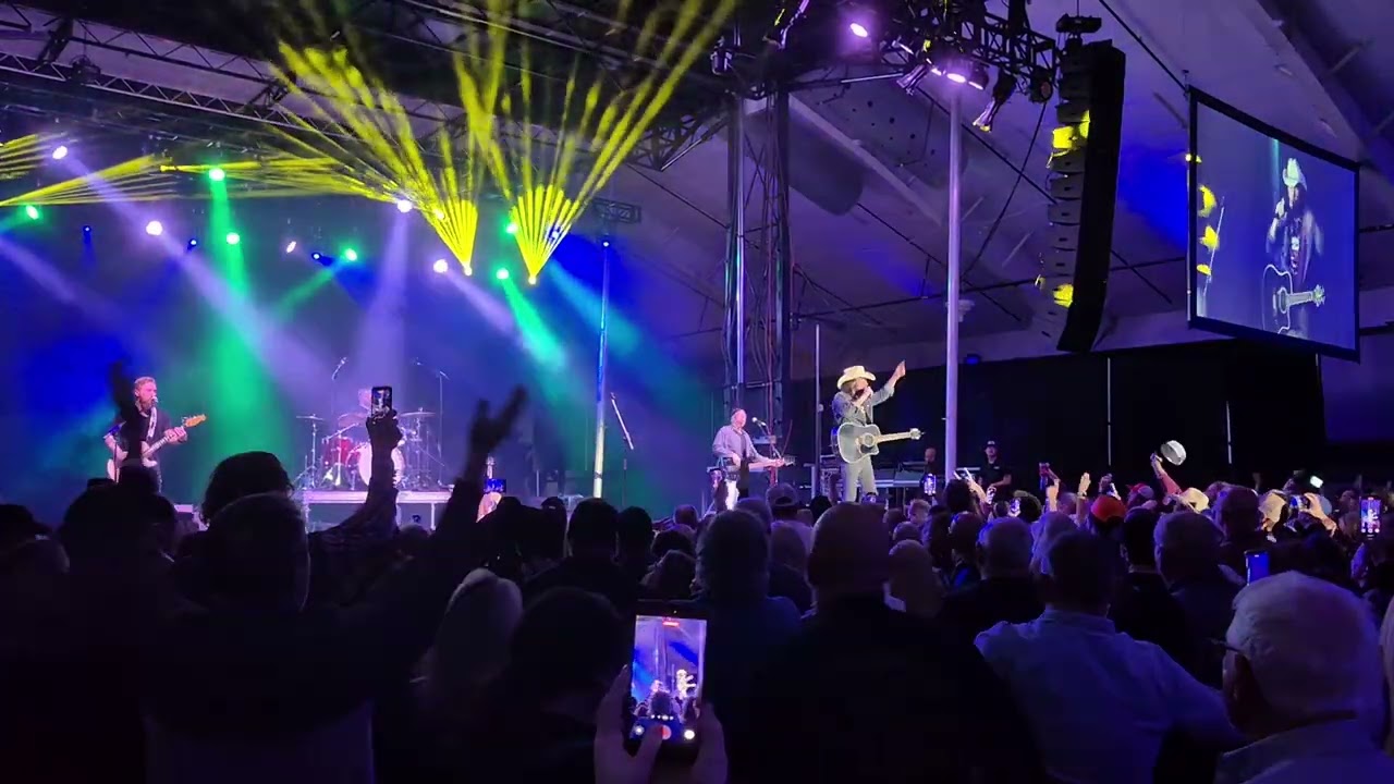 David Lee Murphy -Dust on the Bottle- French Lick Resorts - Jan. 31, 2026