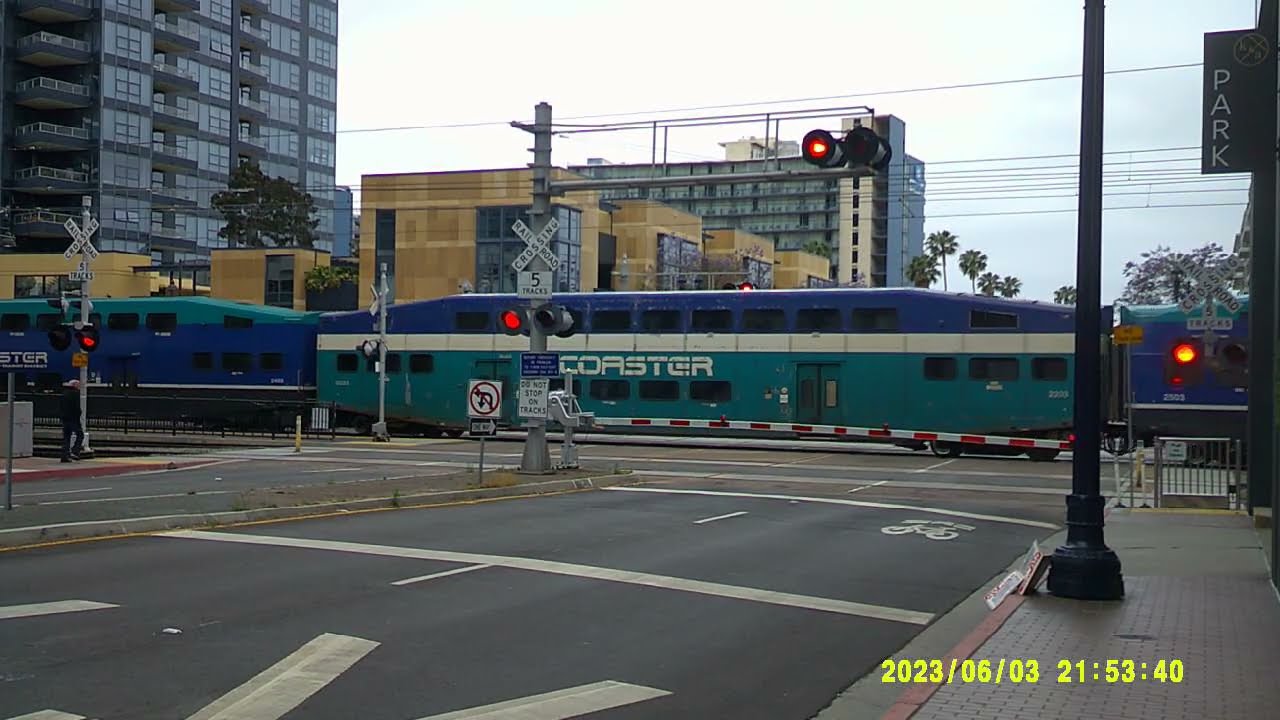 NCTD 5006 Coaster Train #673 Departing North, W. Ash Street Railroad Crossing, San Diego CA