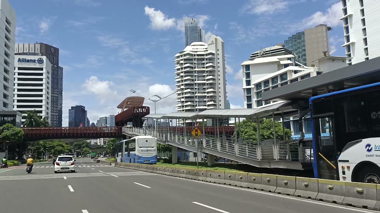 look around the main street of jakarta #cityscape #jakarta