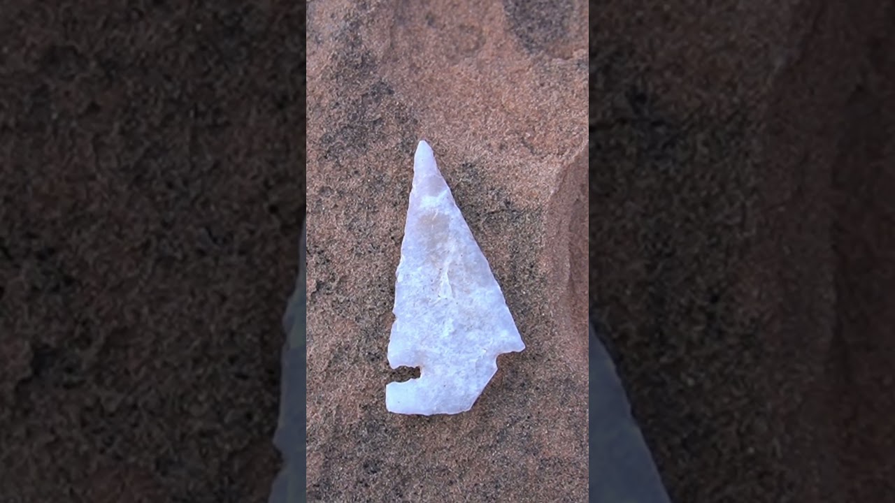 Discovering Arrowhead While Exploring in Utah #ancientdiscoveries #ancienthistory #utah #hiking