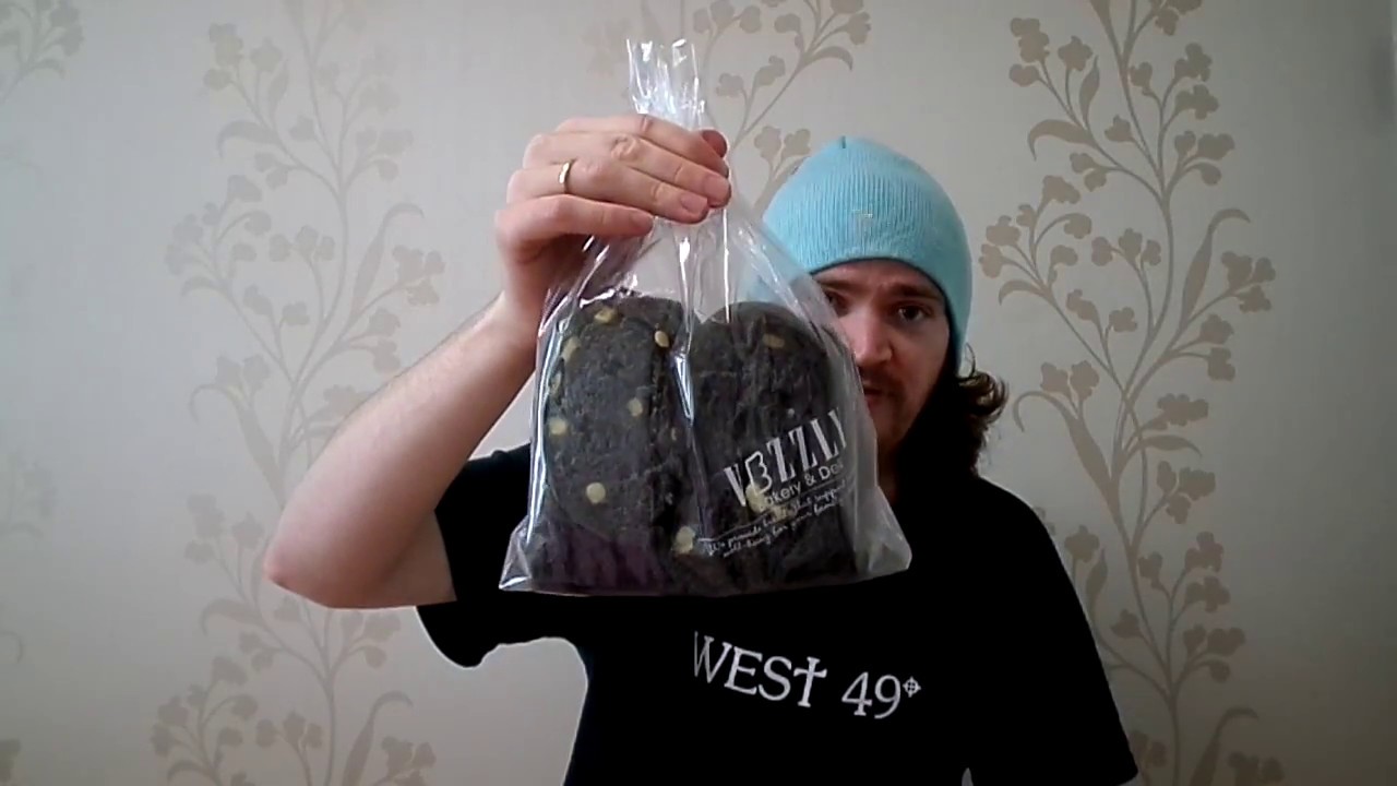Squid Ink Bread 오징어먹물 빵