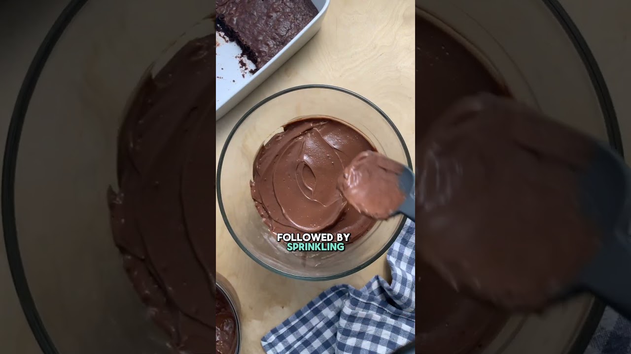 Death by Chocolate #triflerecipe #dessertrecipes #chocolatedesserts