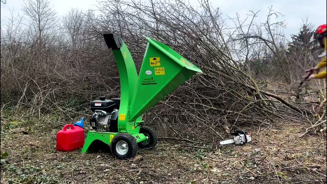 Shredder wood chipper machine Laski LS95 - Made in Czech