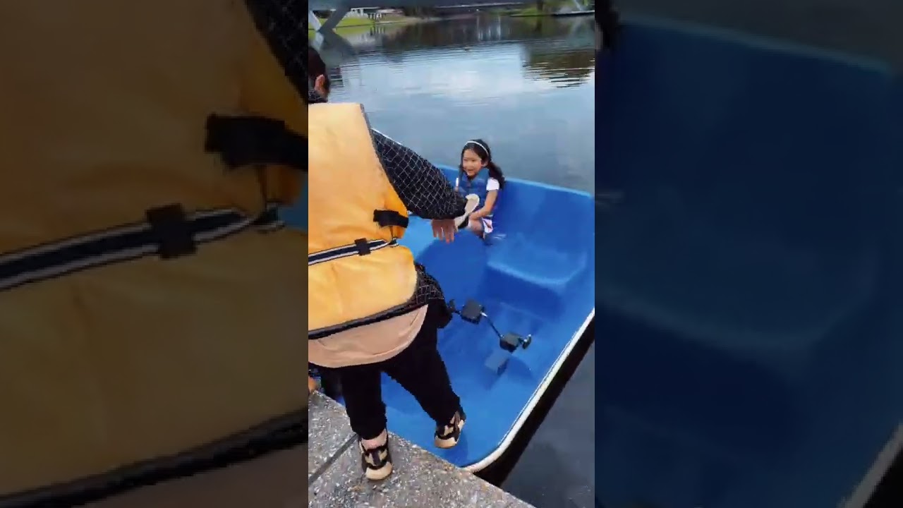 Little puddle boat 🛶 with Juliya Sande