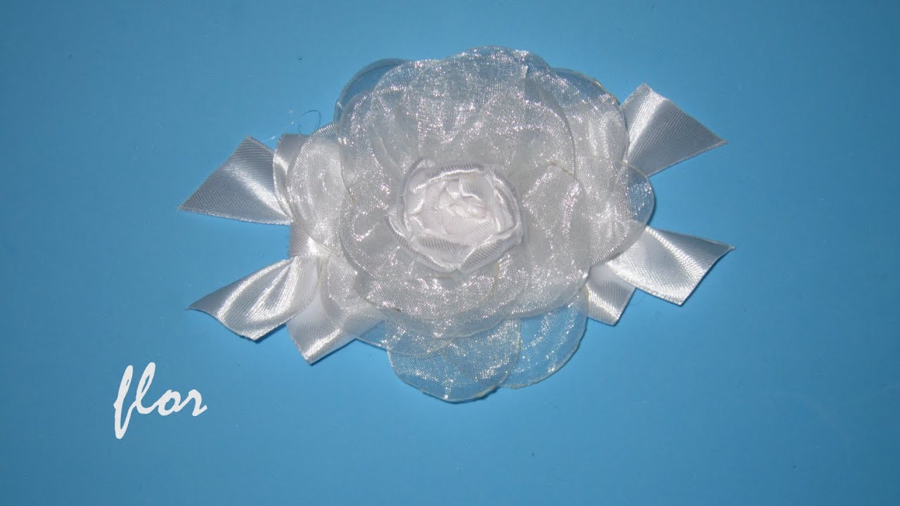 DIY - flor tocado muy facil hecha con tapas de refresco
