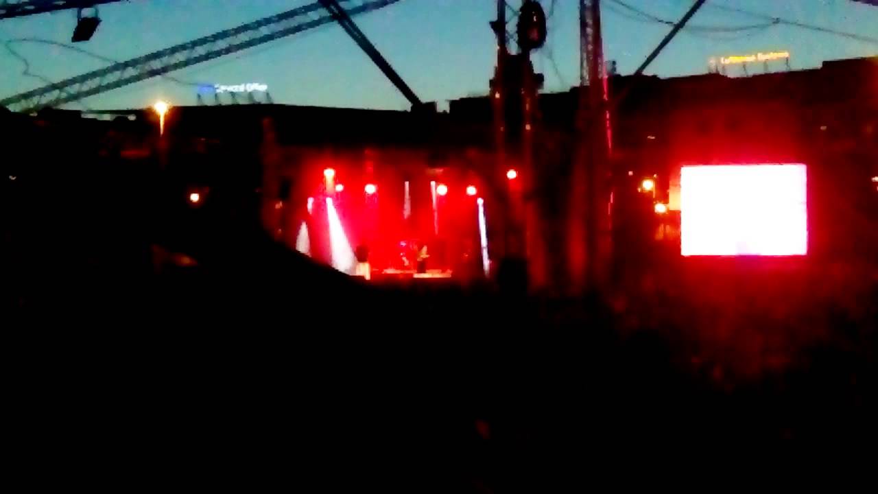 kerekes band, f&aacute;bi&aacute;n juli