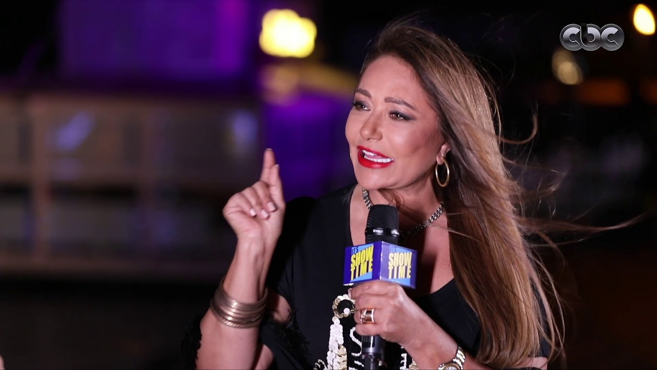 ليل علوي تكشف عن ذكريات لاول مرة جمعتها مع المخرج العالمي يوسف شاهين | it's showtime