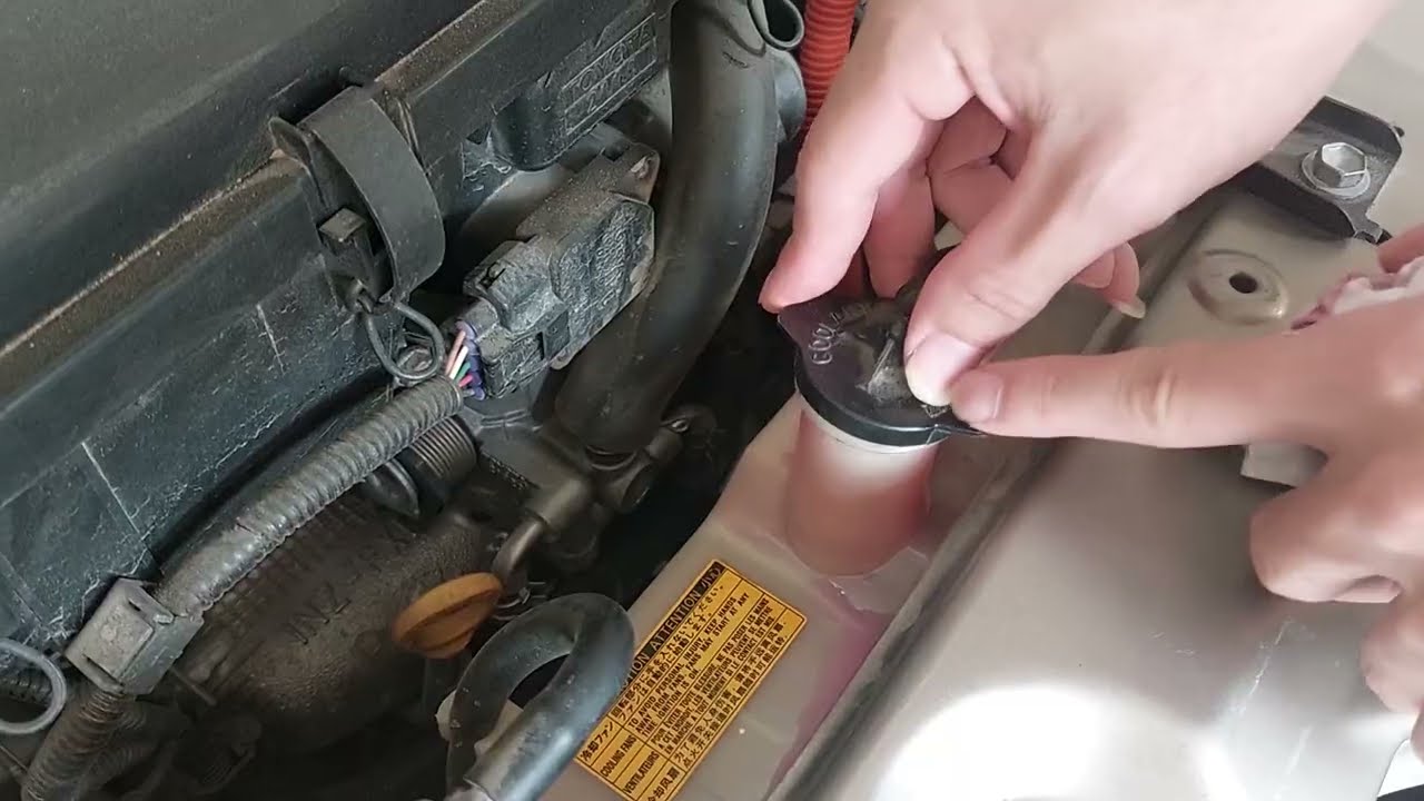 រៀនថែមទឹកស្អំឡាន Prius 09 លើកទី1 សំរាប់អ្នកមិនចេះសោះ
